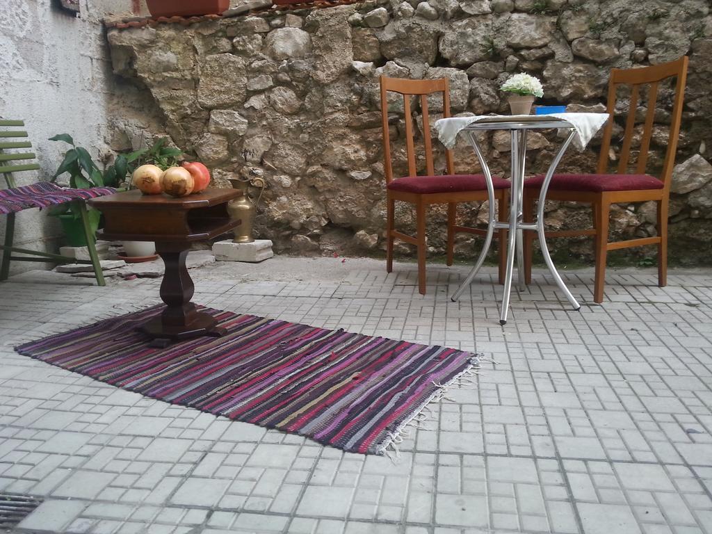 Guesthouse Sanja Mostar Bagian luar foto